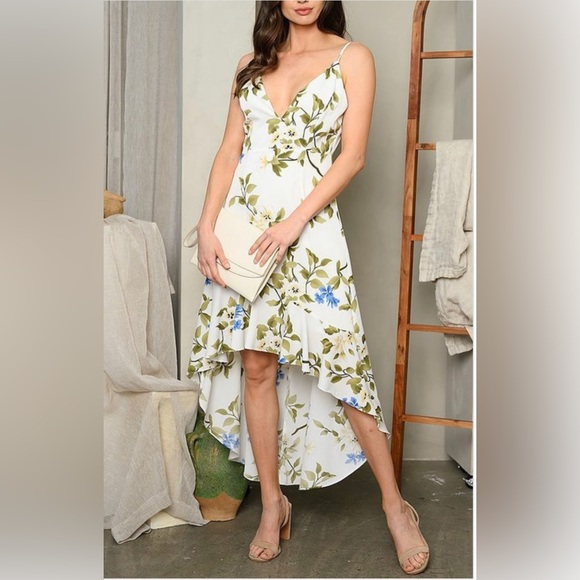 Floral Hi- Low Dress - Picture 3 of 3